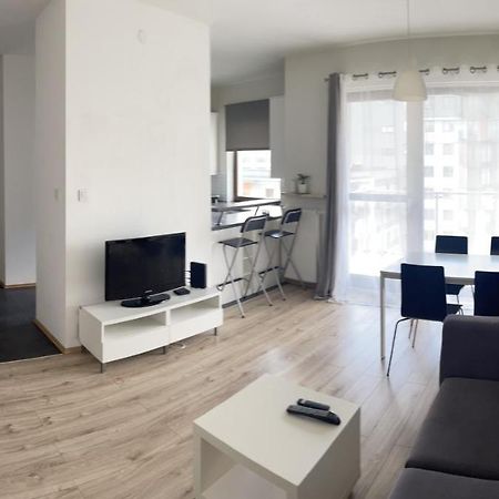 Apartament Obrzezna Airport Διαμέρισμα Βαρσοβία Εξωτερικό φωτογραφία