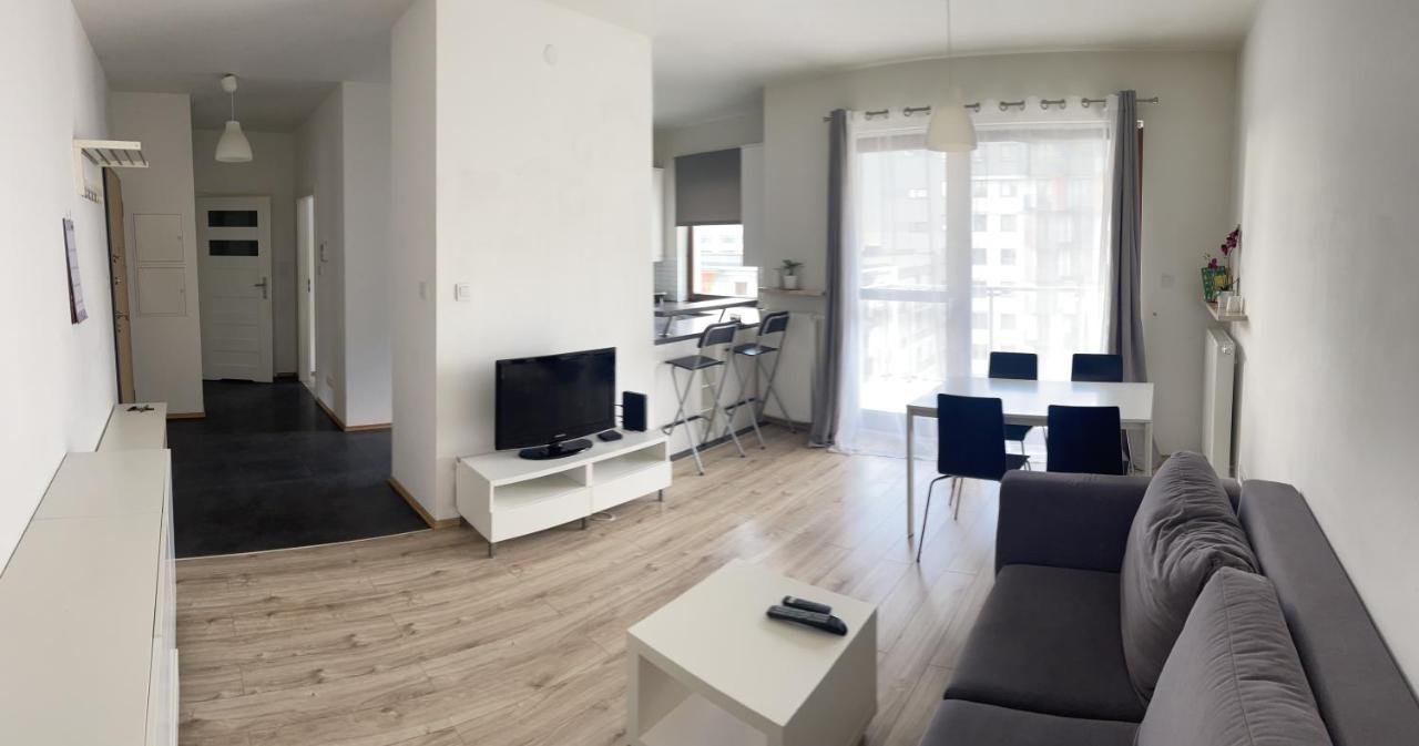 Apartament Obrzezna Airport Διαμέρισμα Βαρσοβία Εξωτερικό φωτογραφία